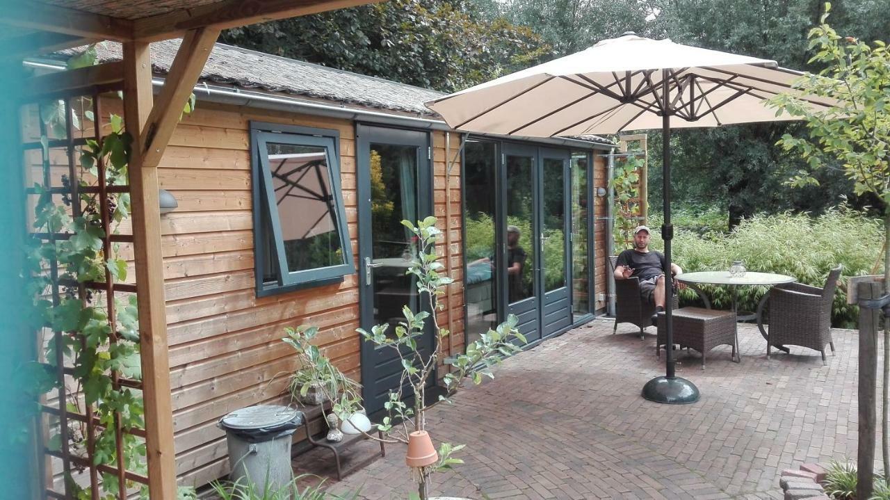Bed & Breakfast De Zes Wielen